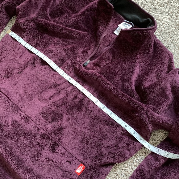 The North Face 1/4 Zip Fluffy Pull Over - Picture 6 of 9